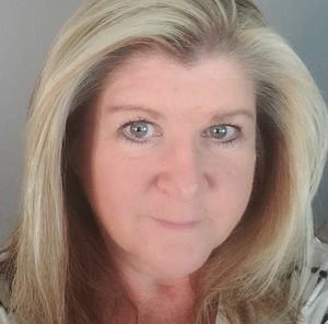 Meet your Posher, Deanna